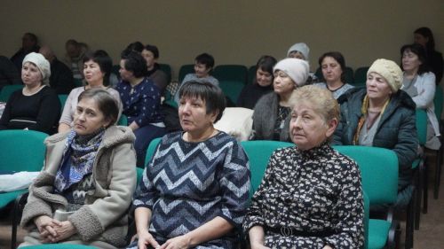 В Малых Уруссу на сходе граждан обсудили проблемные вопросы