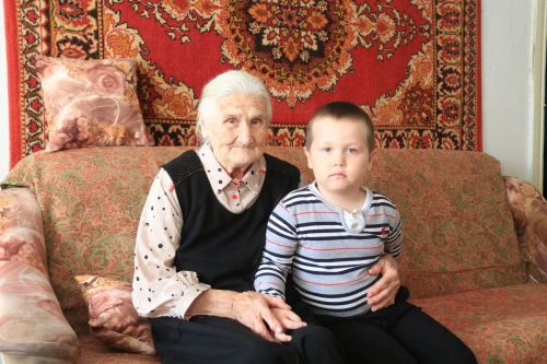 Рано осталась без матери и отца, но не очерствела душой