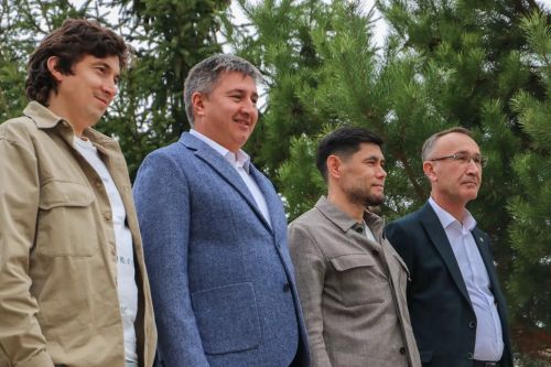 Их объединяют добрые дела