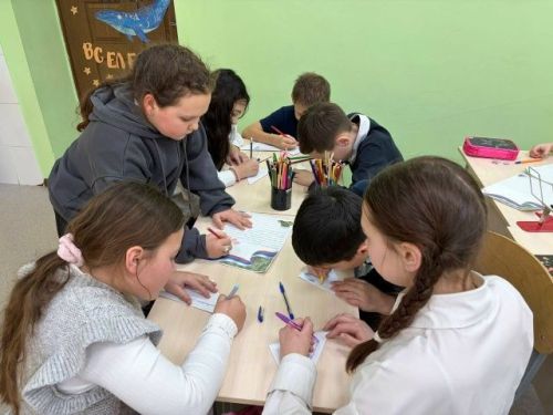 Учащиеся Уруссинской школы поддержали бойцов в госпитале Казани