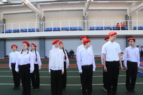 Наш командир удалой, мы все пойдем за тобой