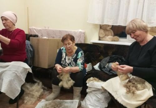 Жители села Каклы-Куль вяжут носки  для СВОих