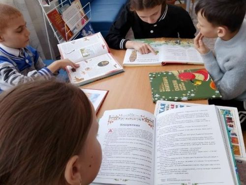 «Наш общий дом — Россия»: литературное путешествие в мир дружбы народов