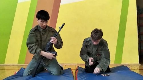 «Зарница 2.0» в Уруссу: школьники сразились в тактической игре