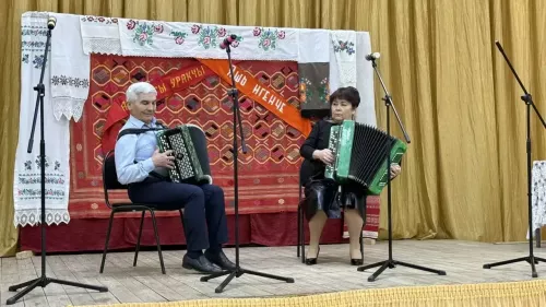 Районный смотр-конкурс художественной самодеятельности в Старом Каразиреке