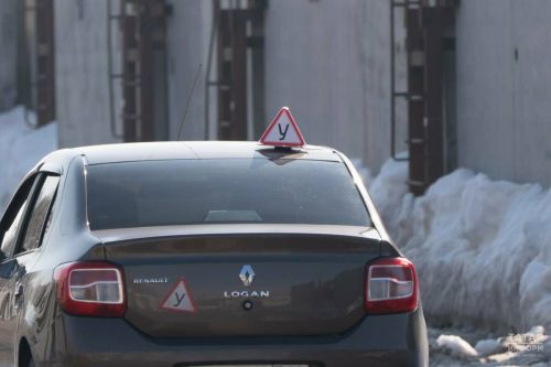 Автоюрист Славнов поддержал запуск рейтинга автошкол в России