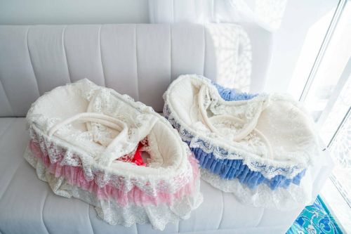 В Госдуме предложили выдавать родителям подарочный сертификат на 50 тысяч рублей после рождения ребёнка