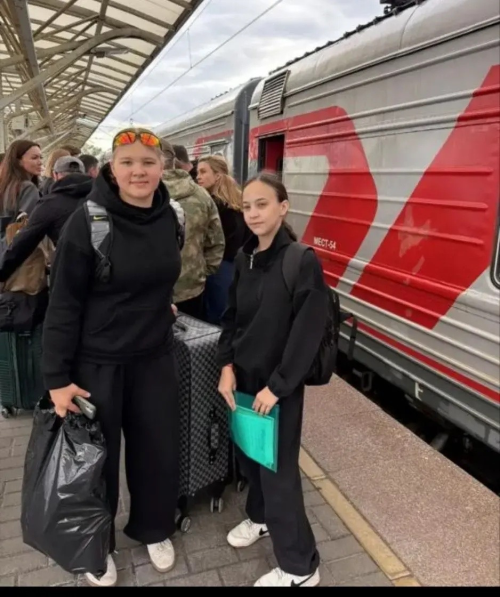Юнармейцы Уруссинской гимназии покоряют новые вершины: Дина Петрова и Лилия Исламова отправятся в «Орлёнок»