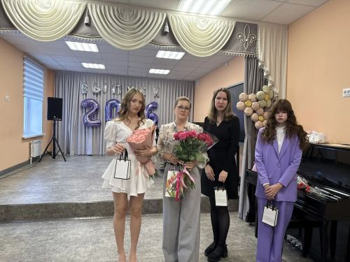 Выпускники Уруссинской детской школы искусств получили свидетельства об окончании обучения