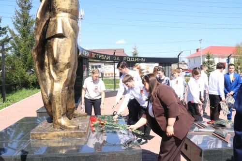 В сквере Победы прозвучала клятва юных сердец