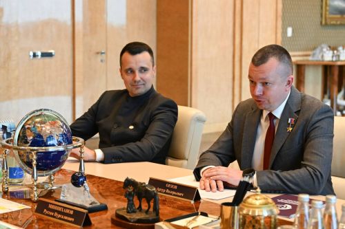 Рустам Минниханов провел рабочую встречу с председателем «Движения первых» Артуром Орловым