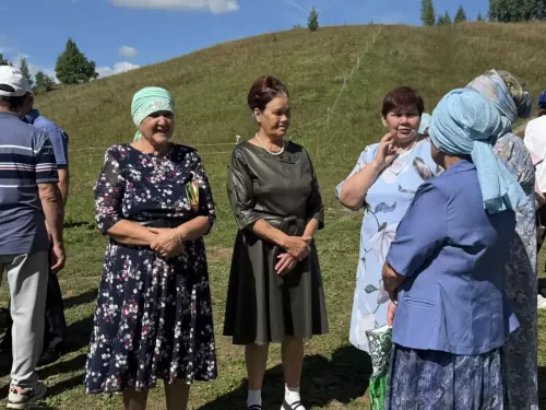 В Ютазинском районе в деревне Ак-Чишма торжественно открыли родник «Жидегэн чишма»