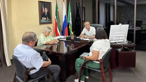 Жители Ютазинского района обратились к главе с насущными проблемами