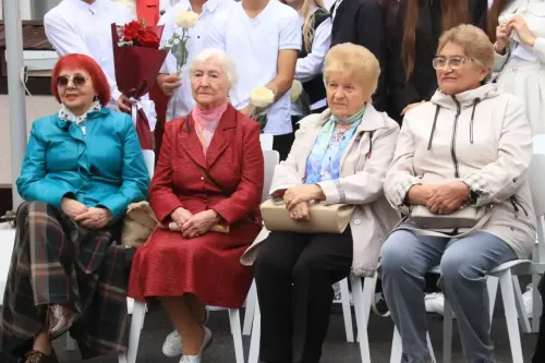 Школьные звонки оповестили о начале учебного года