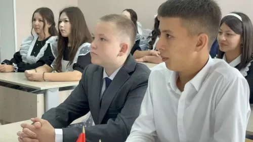 День знаний в селе Каразерик