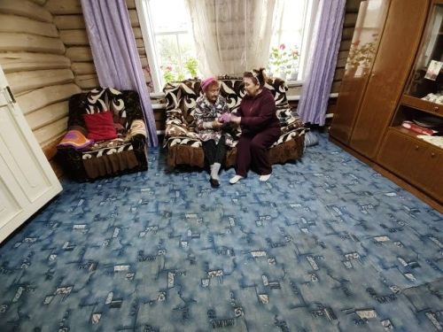 Связь поколений: тепло визита к детям войны
