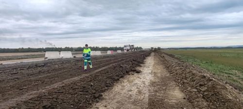 Дорога в Каразерик станет шире и надежнее