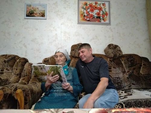 Акция «Книга на дом»: культура приходит в каждый дом