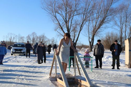 Православные ютазинцы окунулись в ледяную воду