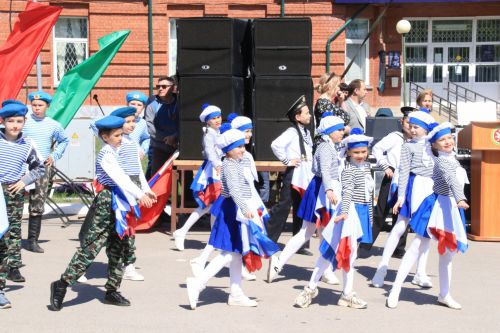В посёлке Уруссу на славу отпраздновали 9 Мая