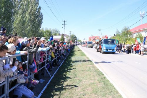 В посёлке Уруссу на славу отпраздновали 9 Мая