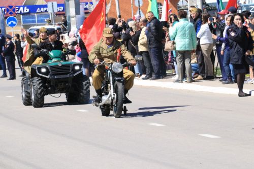 В посёлке Уруссу на славу отпраздновали 9 Мая