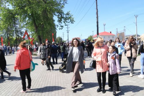 В посёлке Уруссу на славу отпраздновали 9 Мая