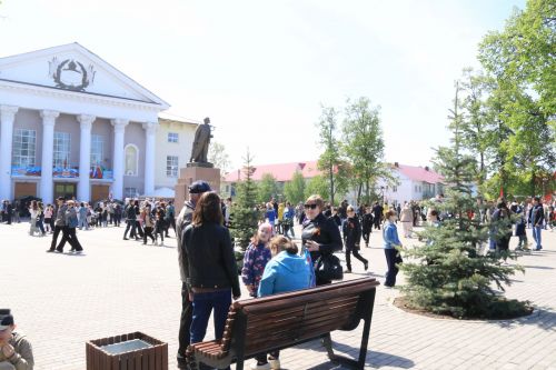 В посёлке Уруссу на славу отпраздновали 9 Мая