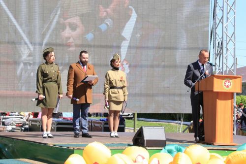 В посёлке Уруссу на славу отпраздновали 9 Мая