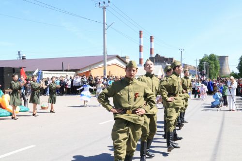 В посёлке Уруссу на славу отпраздновали 9 Мая