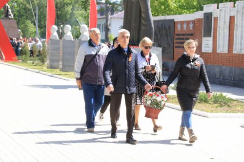 В посёлке Уруссу на славу отпраздновали 9 Мая