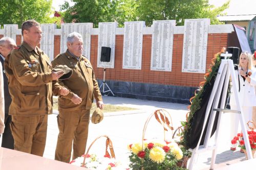 В посёлке Уруссу на славу отпраздновали 9 Мая