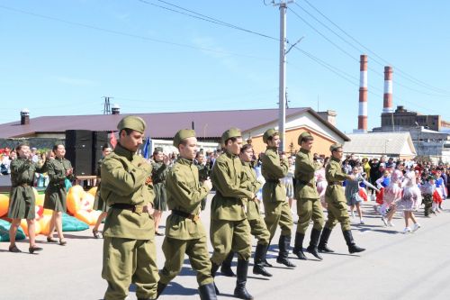 В посёлке Уруссу на славу отпраздновали 9 Мая