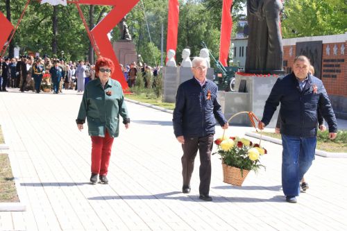 В посёлке Уруссу на славу отпраздновали 9 Мая