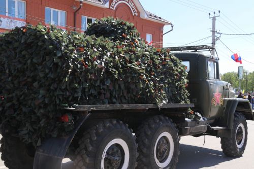 В посёлке Уруссу на славу отпраздновали 9 Мая
