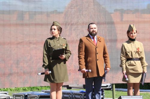 В посёлке Уруссу на славу отпраздновали 9 Мая