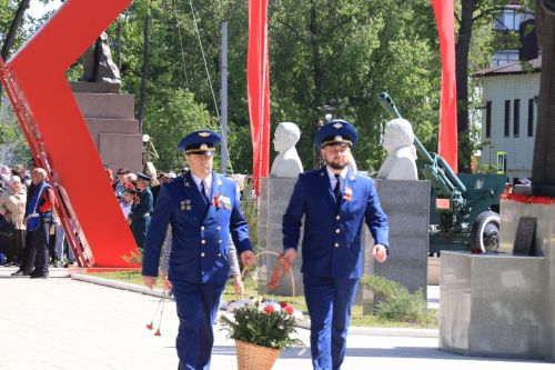 В посёлке Уруссу на славу отпраздновали 9 Мая