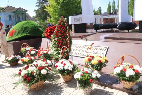 В посёлке Уруссу на славу отпраздновали 9 Мая