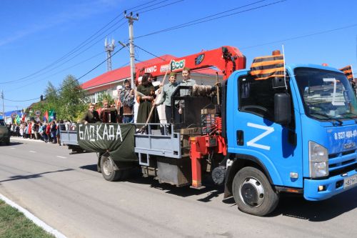 В посёлке Уруссу на славу отпраздновали 9 Мая