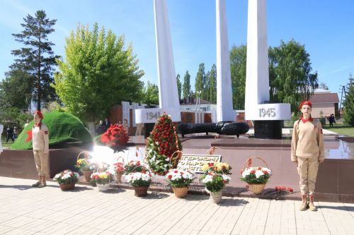 В посёлке Уруссу на славу отпраздновали 9 Мая