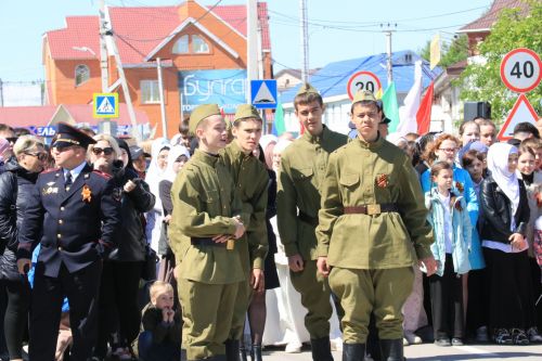 В посёлке Уруссу на славу отпраздновали 9 Мая