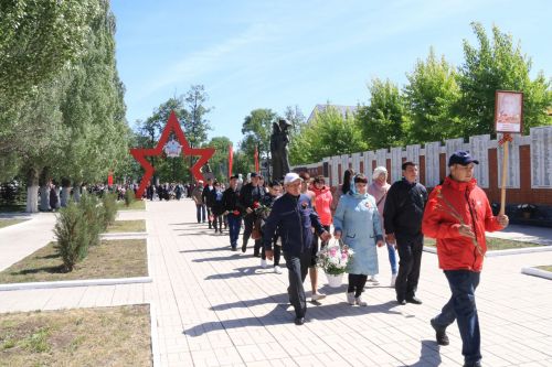 В посёлке Уруссу на славу отпраздновали 9 Мая
