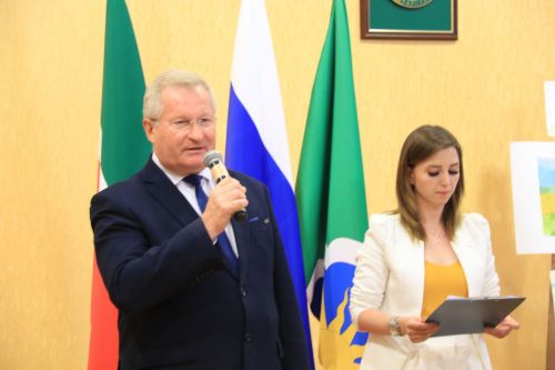 Любите и уважайте друг друга