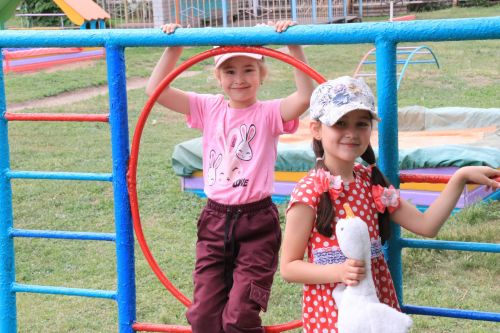 Мирное небо – красивые дети