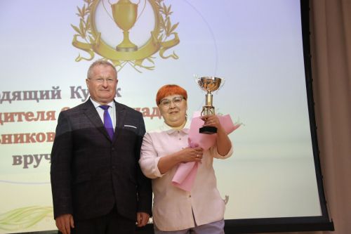 Ютазинцы аплодировали созвездию талантливых учащихся