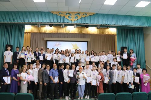 Ютазинцы аплодировали созвездию талантливых учащихся