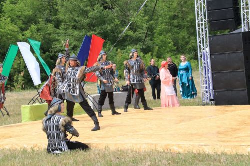 На ютазинской земле встретились «прошлое» и «настоящее»