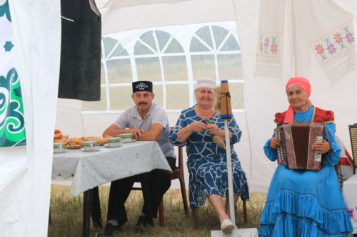 На ютазинской земле встретились «прошлое» и «настоящее»