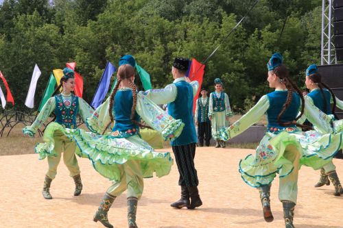 На ютазинской земле встретились «прошлое» и «настоящее»