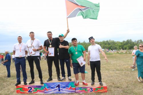 На ютазинской земле встретились «прошлое» и «настоящее»